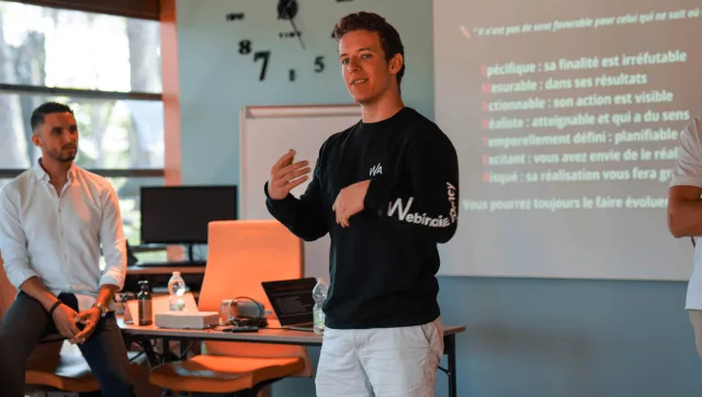 Jean Hollaender · en prise de parole sur scène